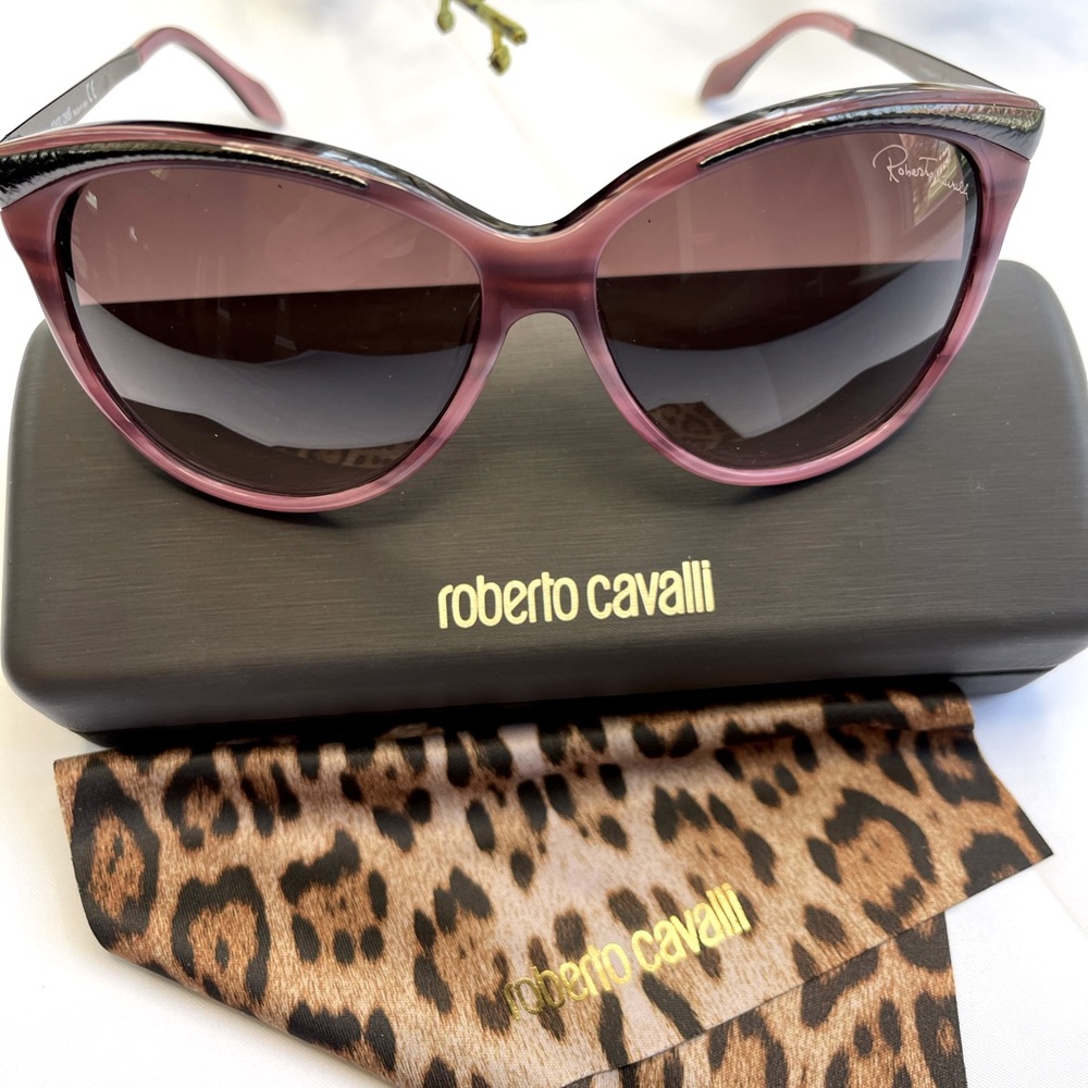 Roberto Cavalli Cat Eye Sunglasses ✨🕶✨ - Picture 2 of 6
